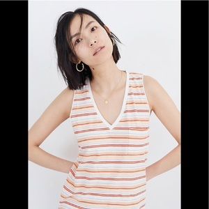 Madewell NWT Whisper Cotton V-Neck Pocket Tank